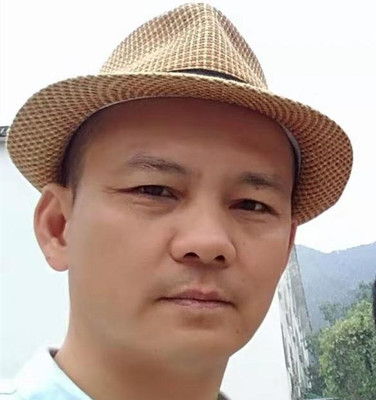 玉雕大师谢琳